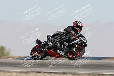 media/Dec-01-2025-Moto Forza (Mon) [[2daa91e15f]]/2-Intermediate Group/Session 2 Turn 9 Entry/
